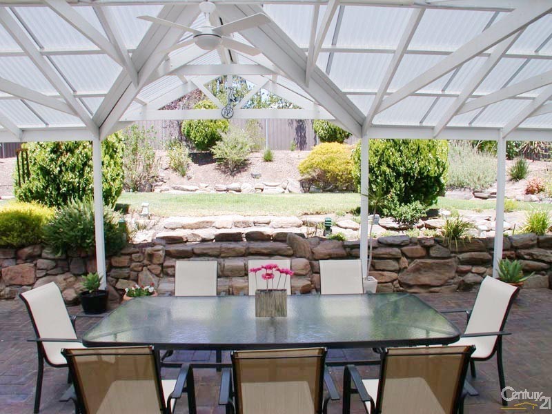 5 Skylark Close, Flagstaff Hill SA 5159