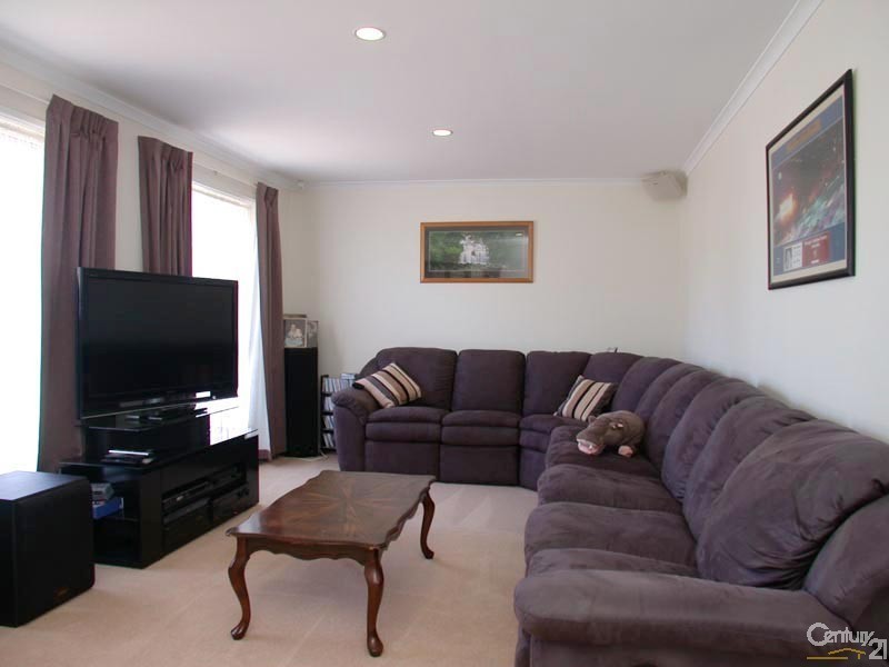 5 Walsh Street, Aldinga Beach SA 5173