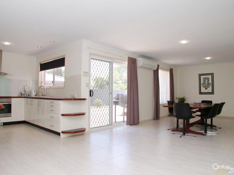 5 Walsh Street, Aldinga Beach SA 5173