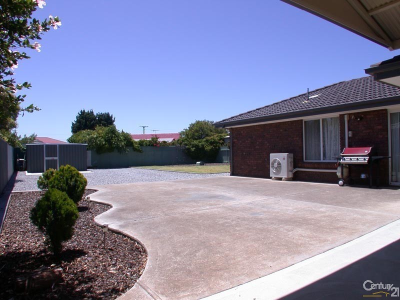 5 Walsh Street, Aldinga Beach SA 5173