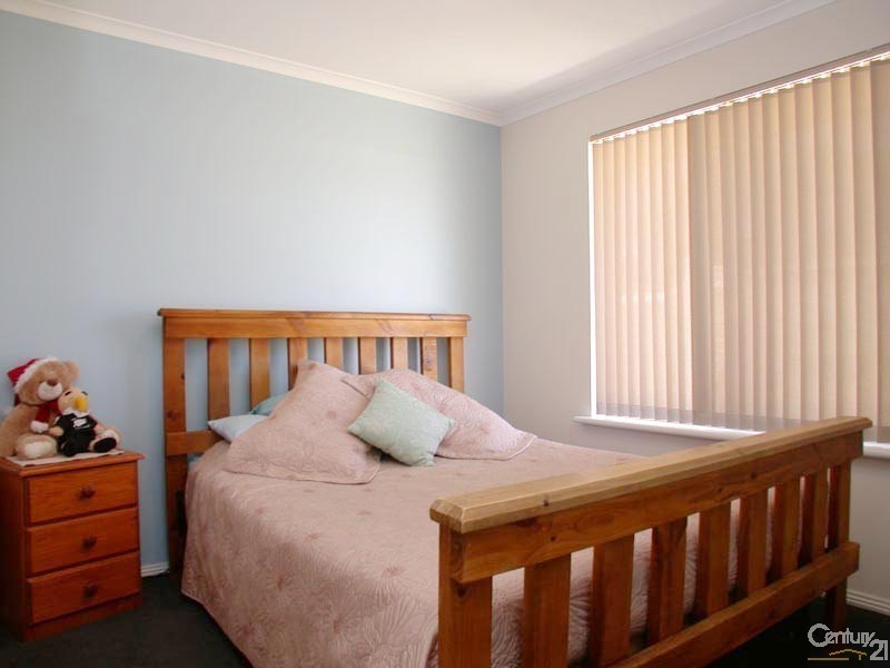 26 Ambrosini Court, Woodcroft SA 5162