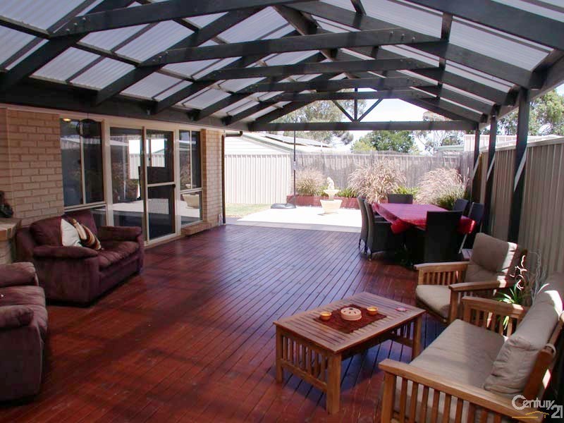 26 Ambrosini Court, Woodcroft SA 5162