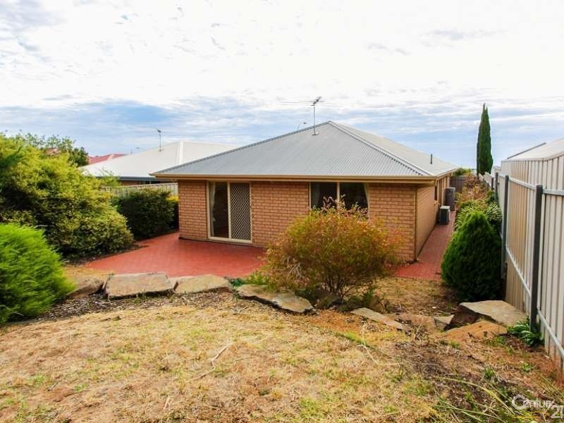 166 Grand Boulevard, Seaford Rise SA 5169