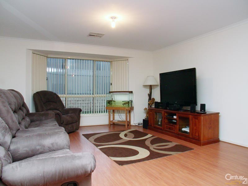 18 Edithburgh Avenue, Seaford Rise SA 5169