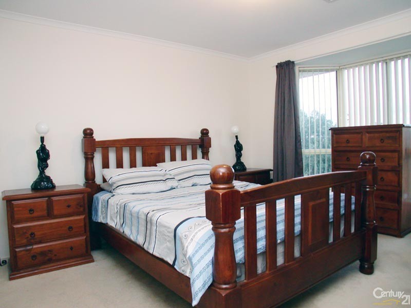 18 Edithburgh Avenue, Seaford Rise SA 5169