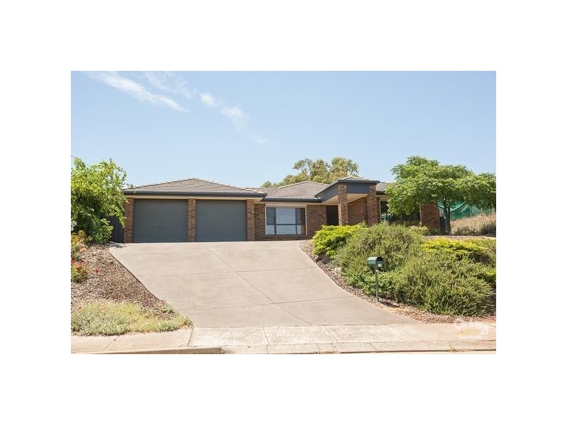 10 Darwendale Street, Huntfield Heights SA 5163