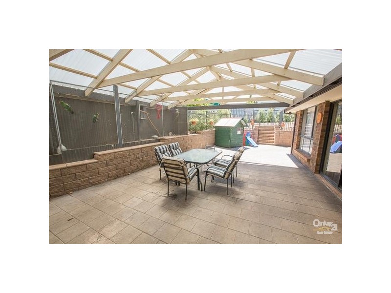 10 Darwendale Street, Huntfield Heights SA 5163
