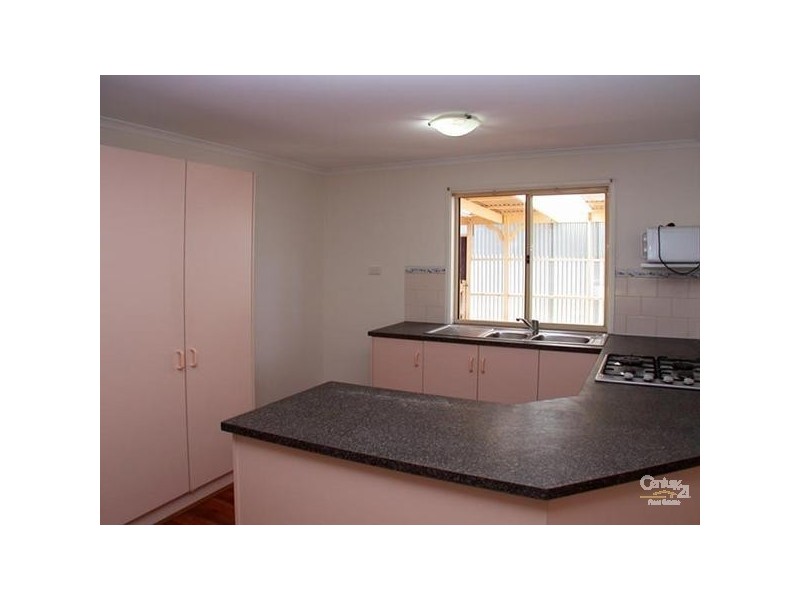 17 Humphreys Road, Aldinga Beach SA 5173