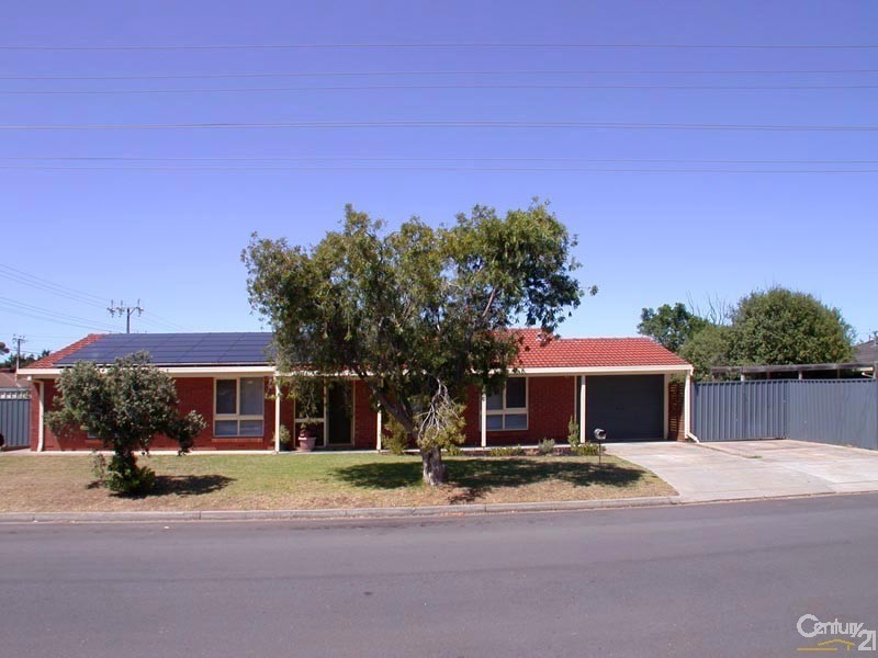 2 Leawarra Avenue, Seaford SA 5169