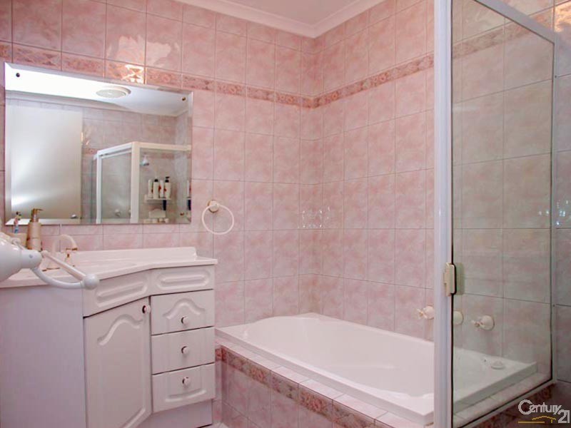 32 Acre Avenue, Morphett Vale SA 5162