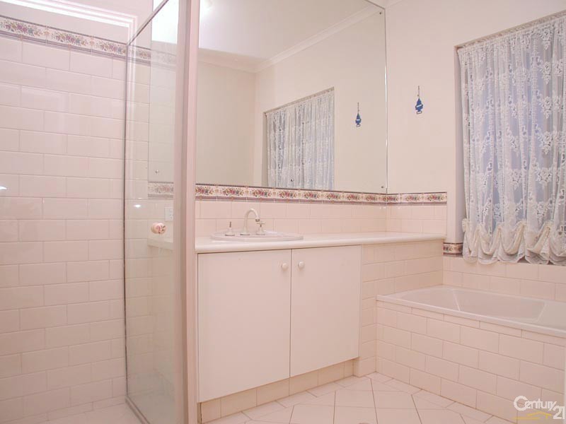 2 Stilton Walk, Happy Valley SA 5159