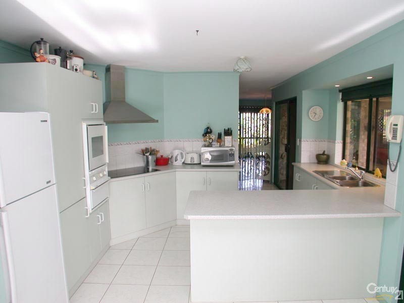 22 Sampson Crescent, Old Reynella SA 5161
