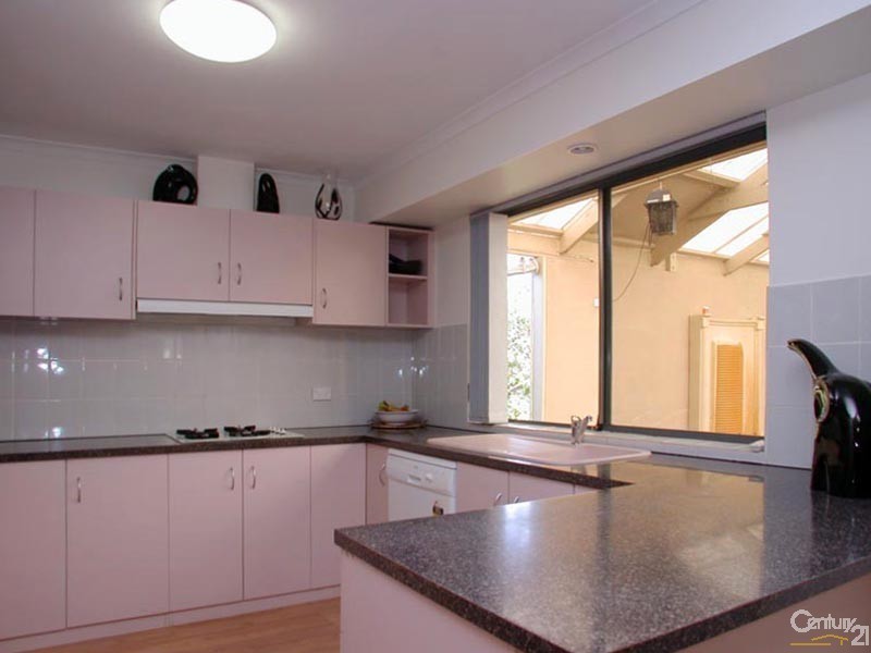 2 Penneys Rise, Onkaparinga Hills SA 5163