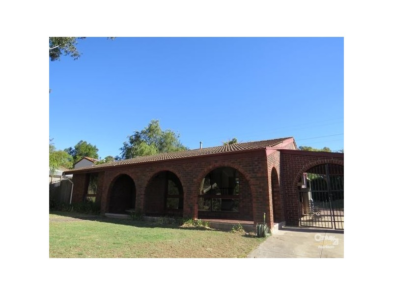 16 Ebor Crescent, Aberfoyle Park SA 5159