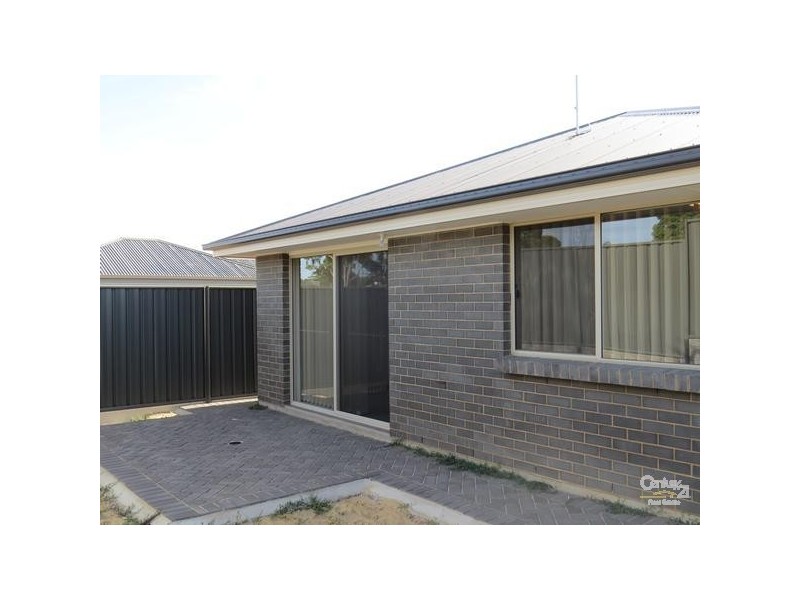 22 The Glenn, Morphett Vale SA 5162