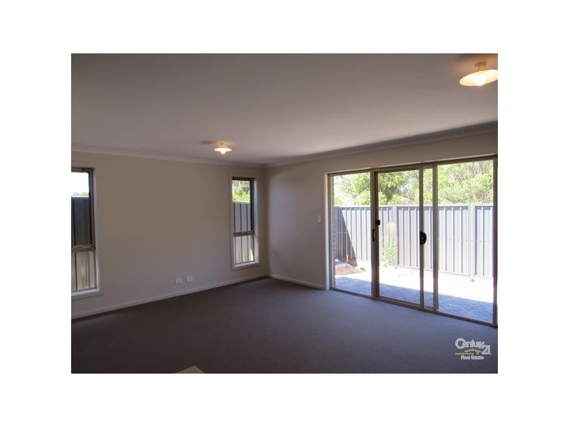 31  The Glenn, Morphett Vale SA 5162