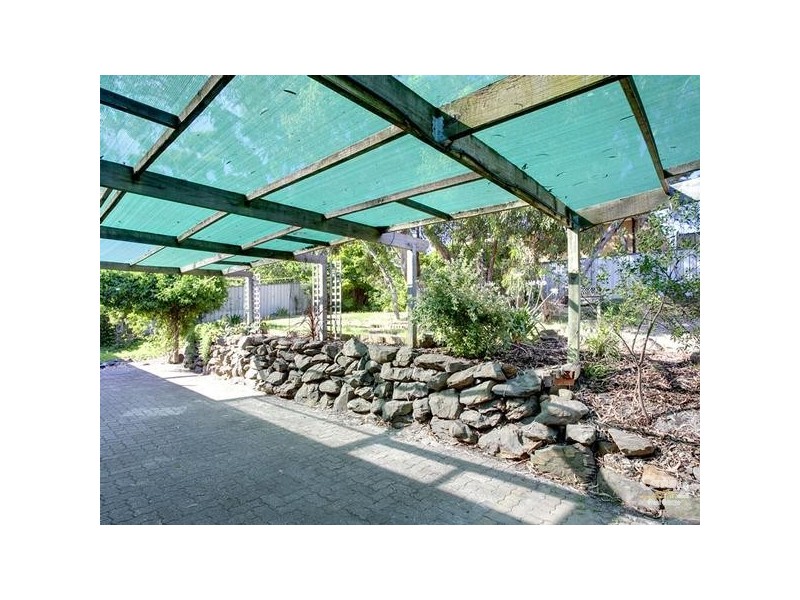 19 Sunnymeade Drive, Aberfoyle Park SA 5159