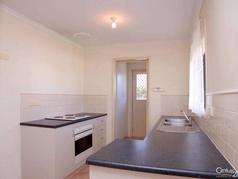 4 Walsh Street, Aldinga Beach SA 5173