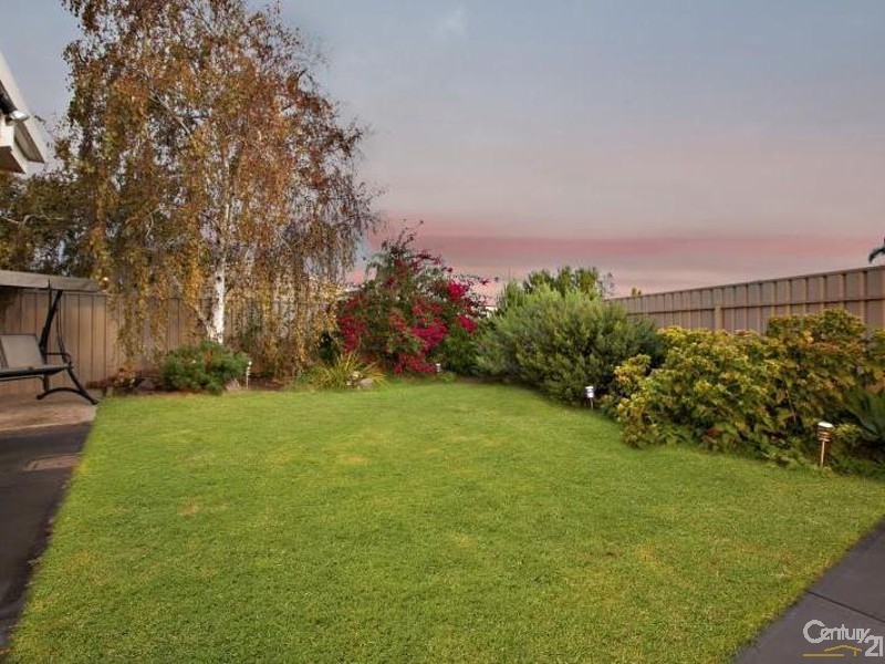 8 Petrel Close, Seaford Rise SA 5169