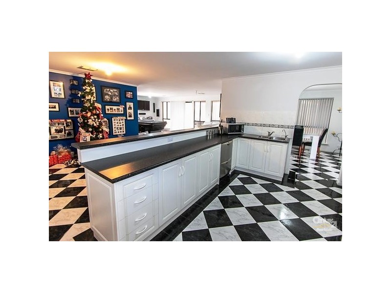 10 Henley Circuit, Seaford Rise SA 5169