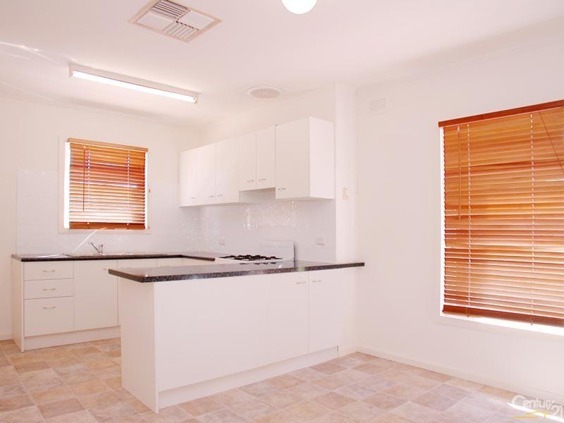 3 Norongo Street, O’sullivan Beach SA 5166