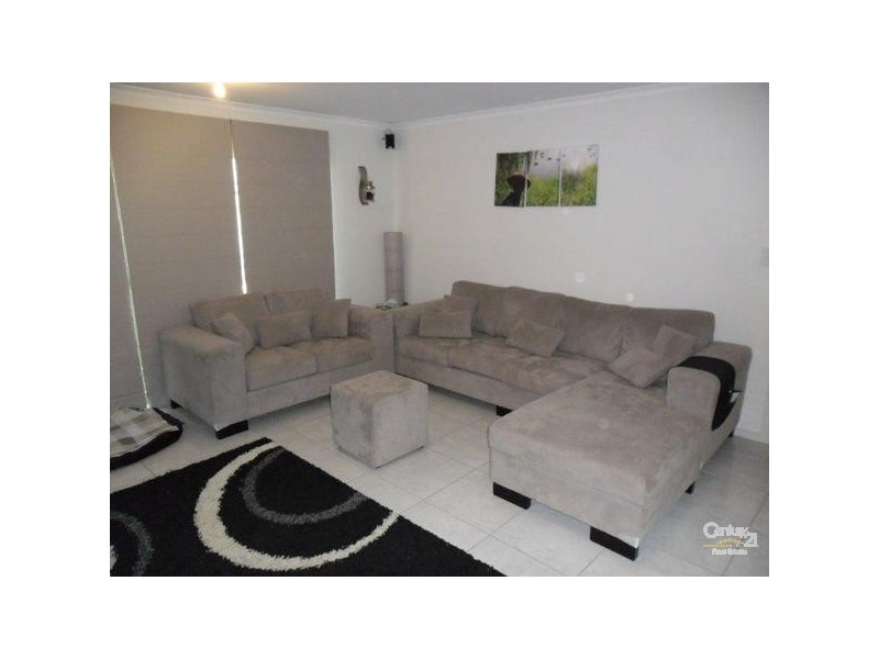 3 Lance Ave, Hackham SA 5163