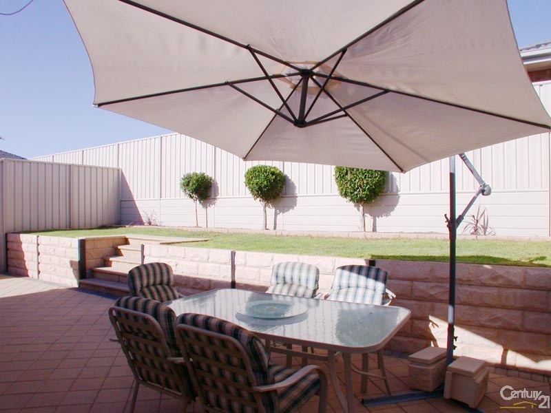 4 Antonio Street, Huntfield Heights SA 5163