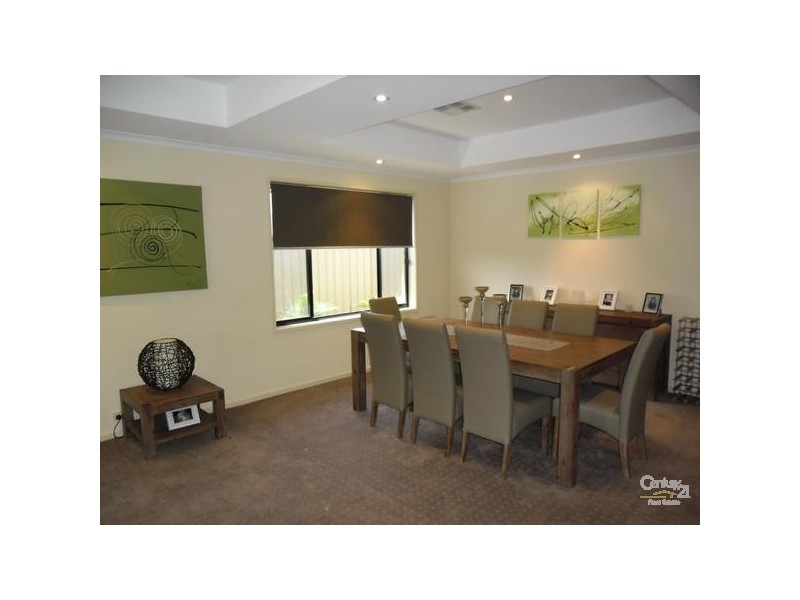 10 Lighthouse Terrace, Seaford Meadows SA 5169