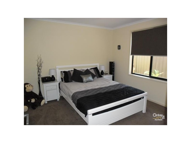 10 Lighthouse Terrace, Seaford Meadows SA 5169