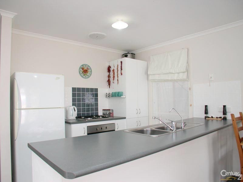 16 Moss Court, Aldinga Beach SA 5173