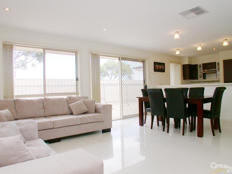 4-4 Sandy Lane, Hackham SA 5163