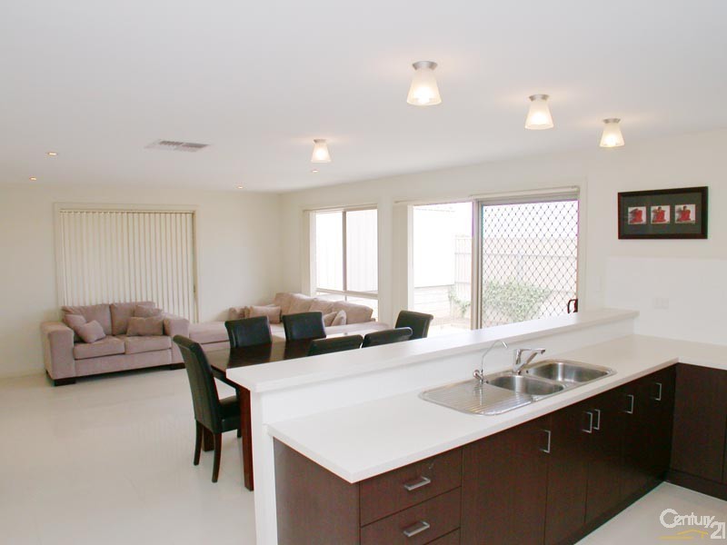 4-4 Sandy Lane, Hackham SA 5163