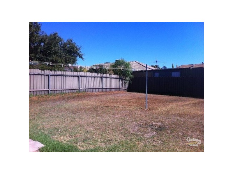 13 Spencer Drive, Morphett Vale SA 5162