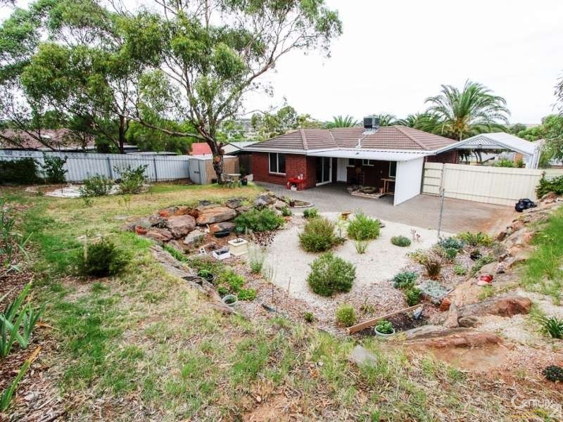 7 Byron Court, Huntfield Heights SA 5163