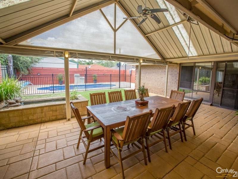 36 Sun Crescent, Happy Valley SA 5159