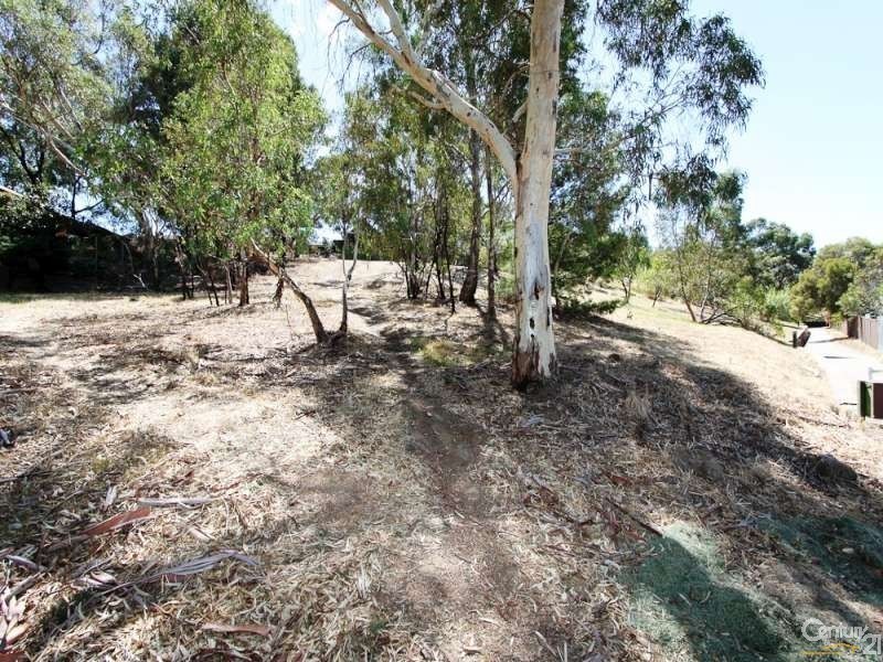 36 Sun Crescent, Happy Valley SA 5159