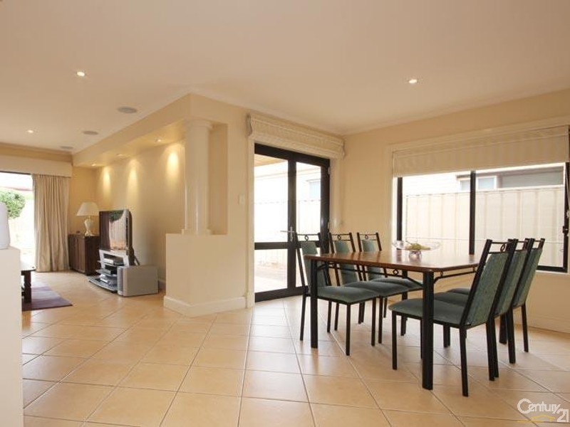 6 Windana Mews, Glandore SA 5037