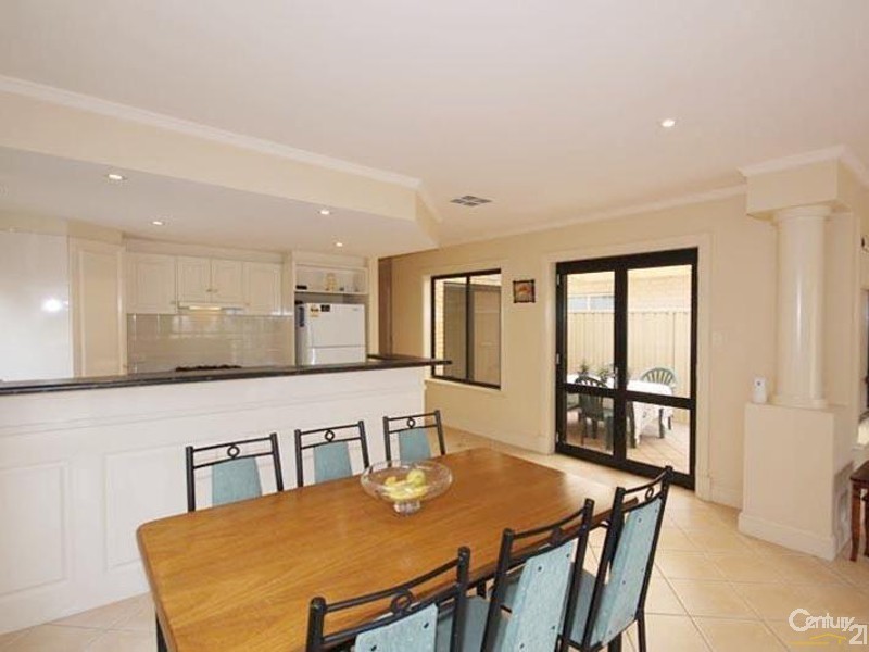6 Windana Mews, Glandore SA 5037