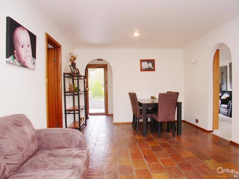 8 Wyman Way, Woodcroft SA 5162