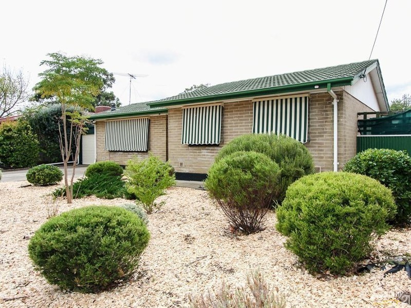 4 Gerard Street, Christie Downs SA 5164