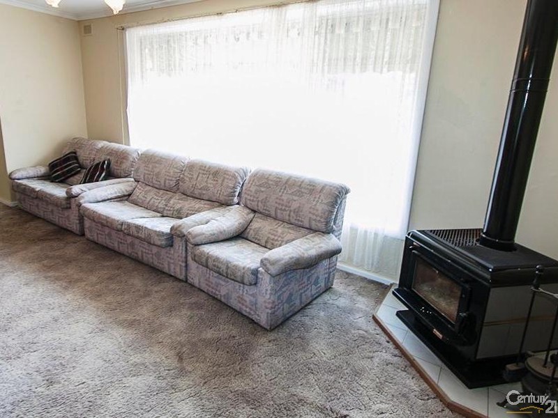4 Gerard Street, Christie Downs SA 5164