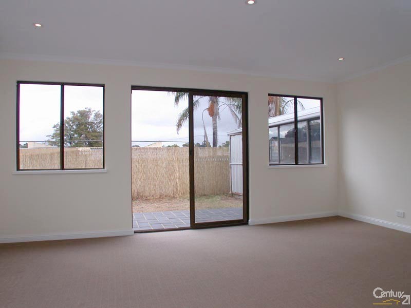 15 Mallen Street, Morphett Vale SA 5162