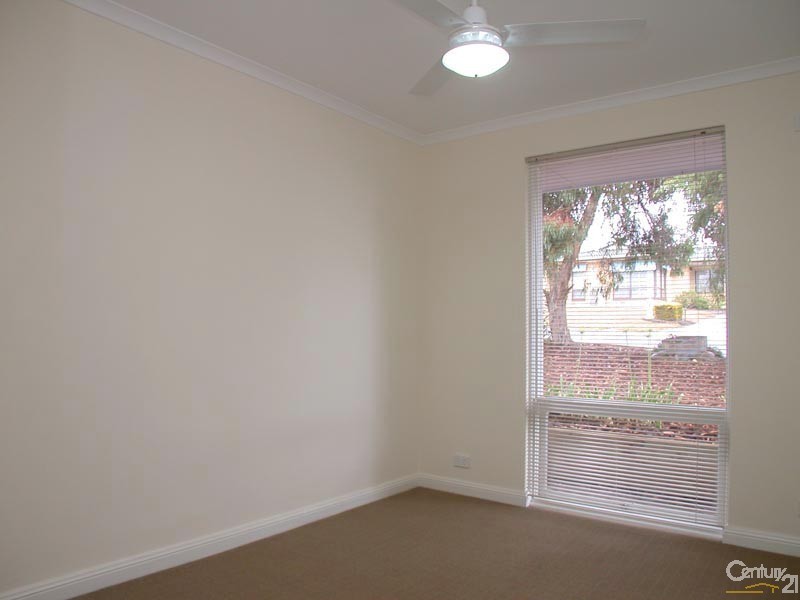 15 Mallen Street, Morphett Vale SA 5162