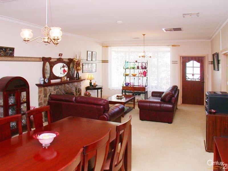 109 Kenihans Road, Happy Valley SA 5159