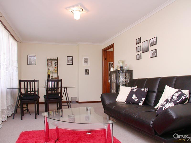 109 Kenihans Road, Happy Valley SA 5159