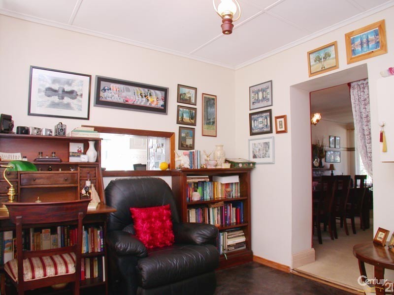 109 Kenihans Road, Happy Valley SA 5159