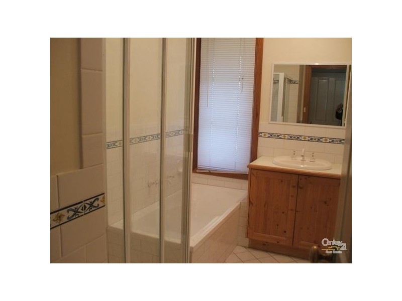 8 Cornish Avenue, Port Noarlunga SA 5167