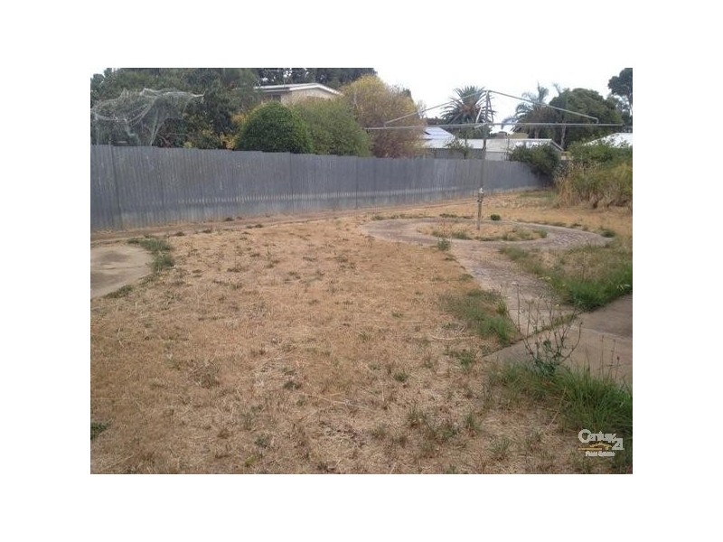 5 Edmund St, Christie Downs SA 5164