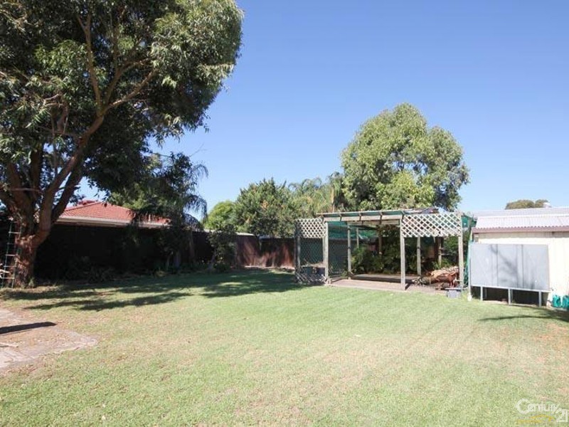 20 Dalkeith Avenue, Morphett Vale SA 5162