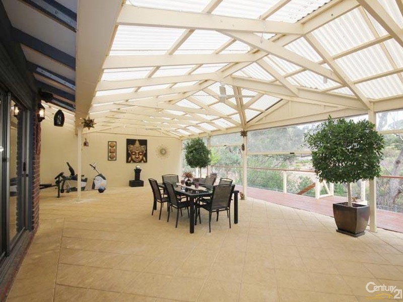 15 Broadmeadow Drive, Flagstaff Hill SA 5159